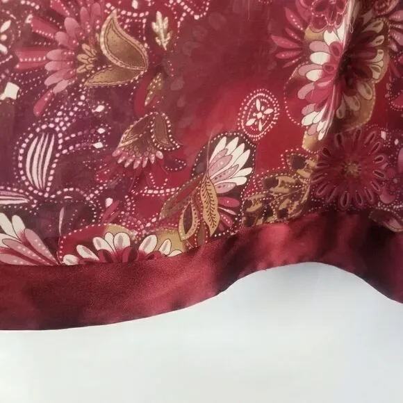 DUO MATERNITY SIZE L. 100% POLYESTER. BEAUTIFUL BURGANDY FLORAL W/SATIN LIKE HEM - Picture 6 of 15